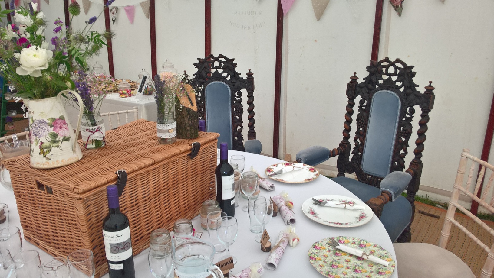 Vintage hampers 2