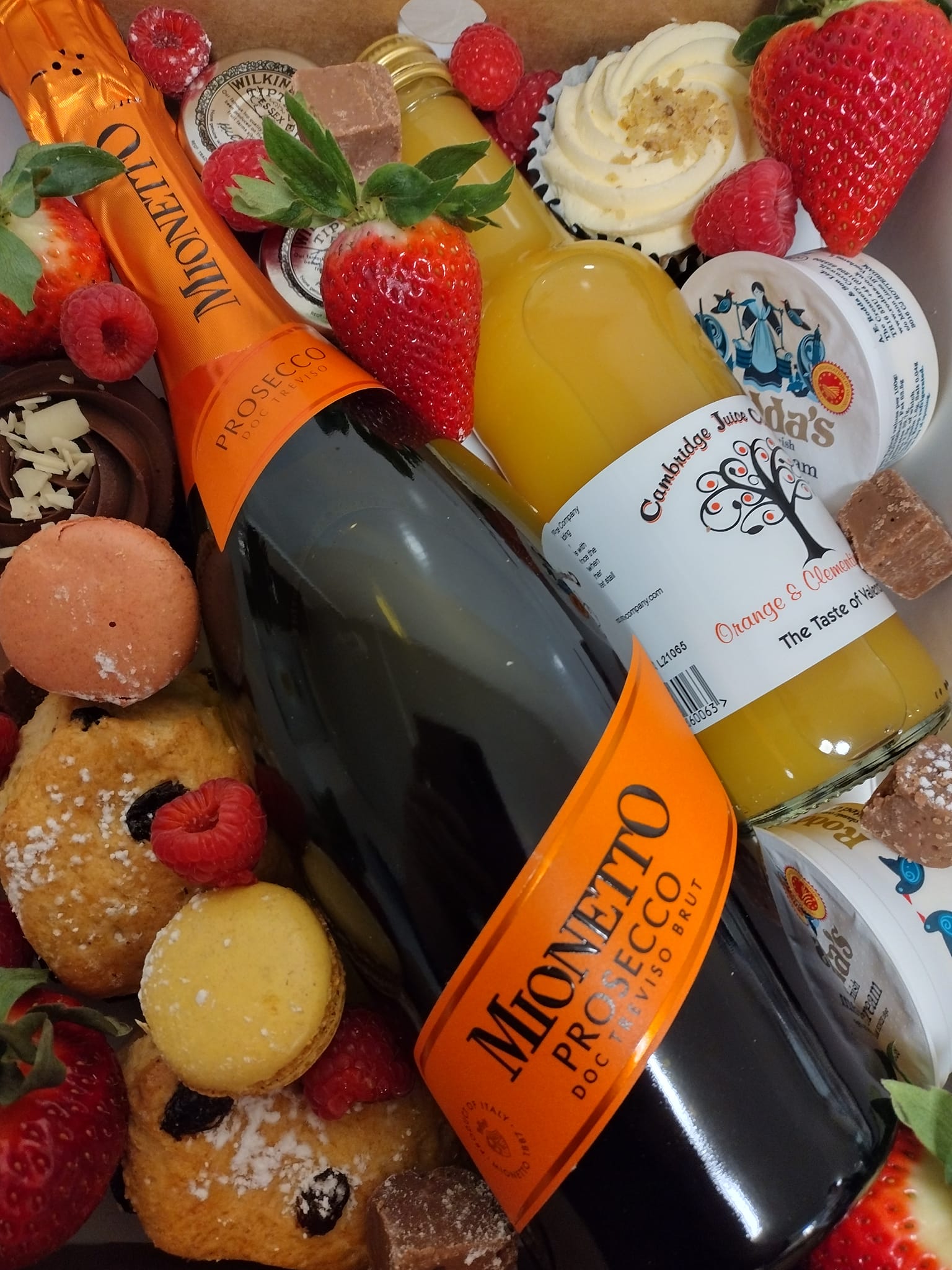 Bucks Fizz Hamper