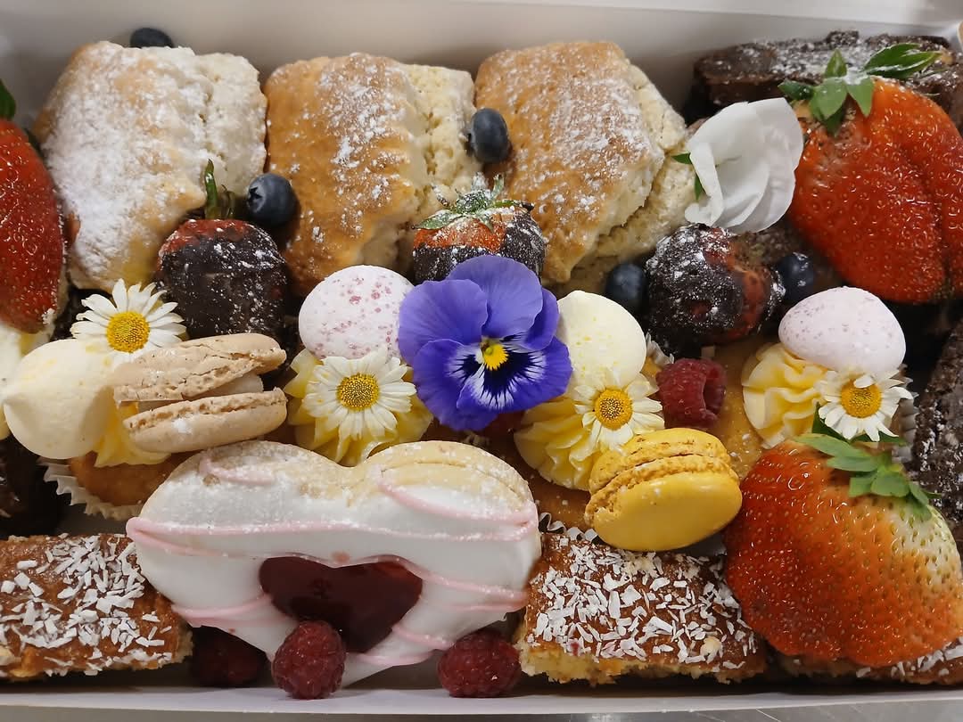 25 Cake platter